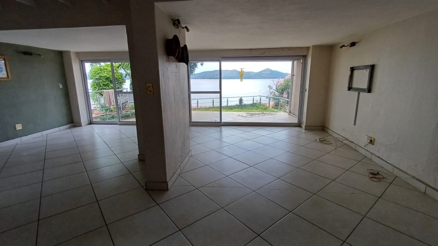 3 Bedroom Property for Sale in Kosmos North West